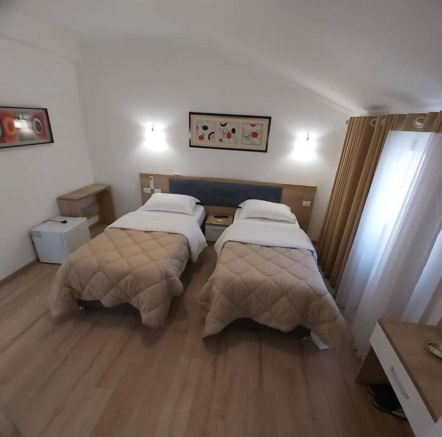 Hotel Darda Kamez Екстериор снимка