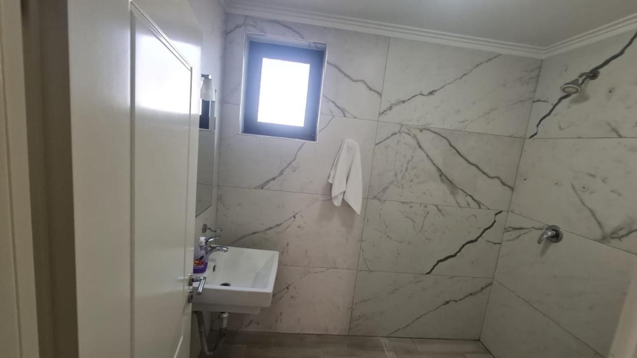 Hotel Darda Kamez Екстериор снимка