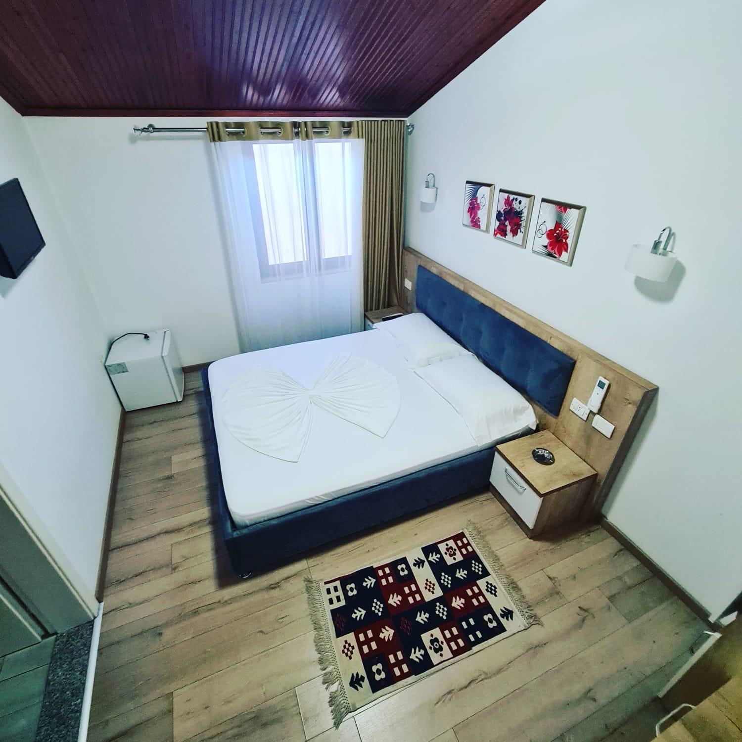 Hotel Darda Kamez Екстериор снимка