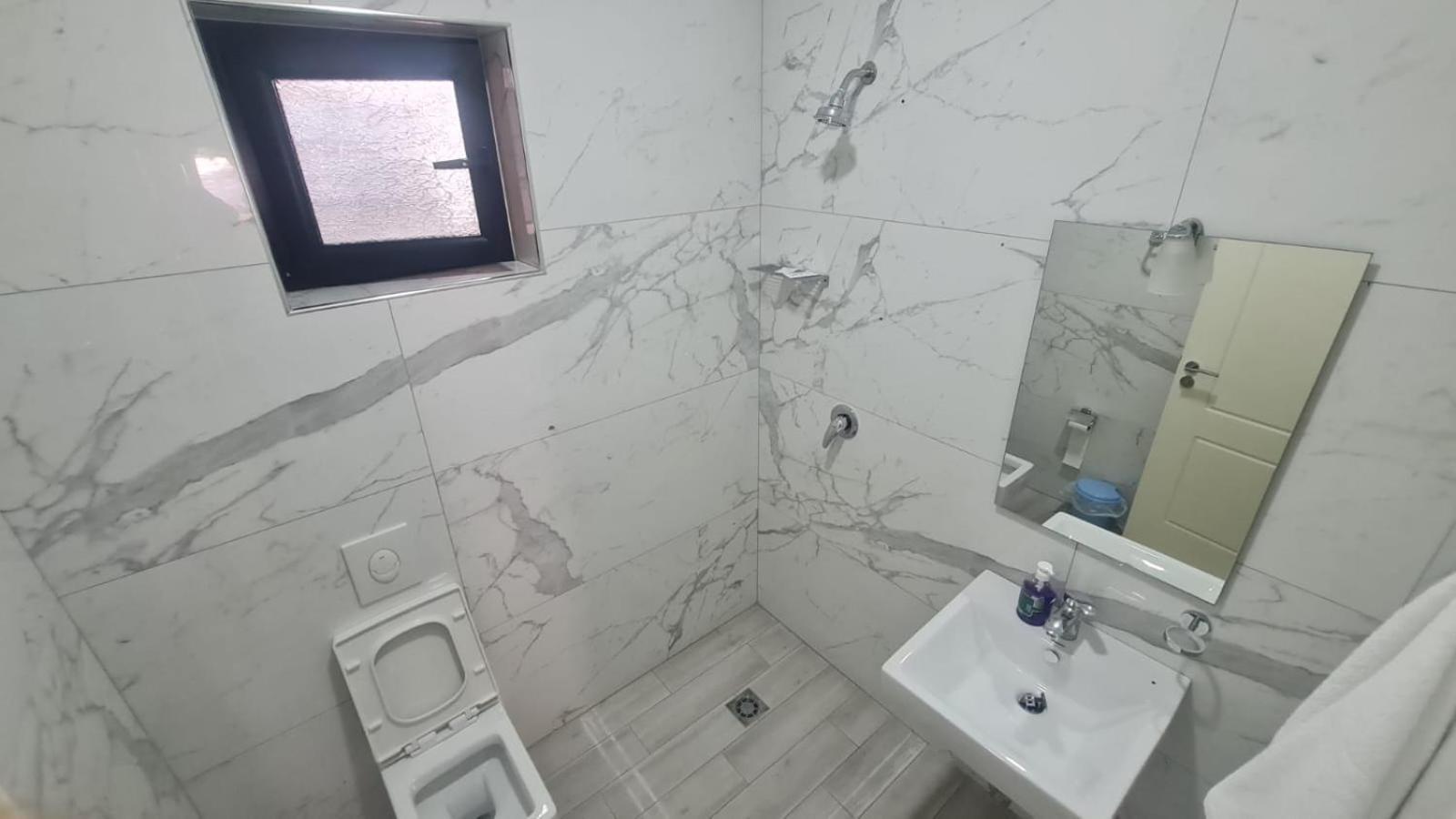 Hotel Darda Kamez Екстериор снимка